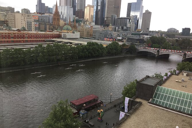 4 Hour Private Tour of Melbourne's Iconic Highlights with Guide - Flinders Street Station, Port Phillip Bay Views, and Luna Park