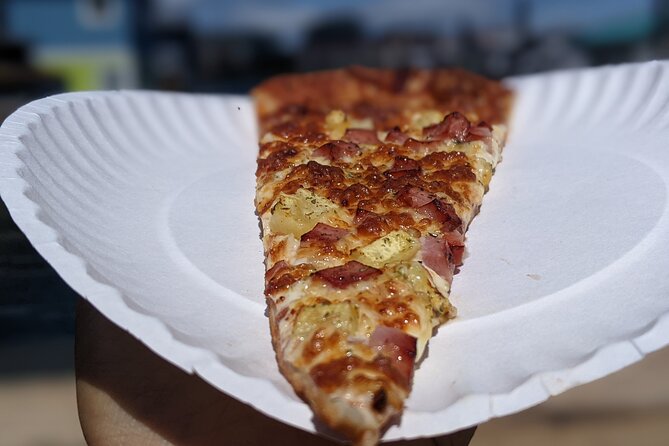 Eat Like a Canadian Food & Sightseeing Tour - What’s included: lunch, alcohol, and real portions