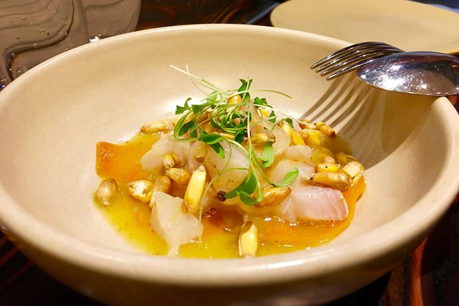 Foodies Bucket List - Walking Tour - Group Size and Pacing: Walking 1.7 km at a Leisurely Turn