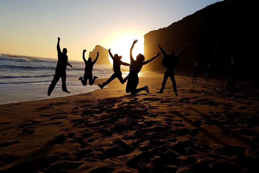 From Melbourne: Great Ocean Road Full-Day Sunset Tour - Comfort, Food, and the 13-Hour Reality Check
