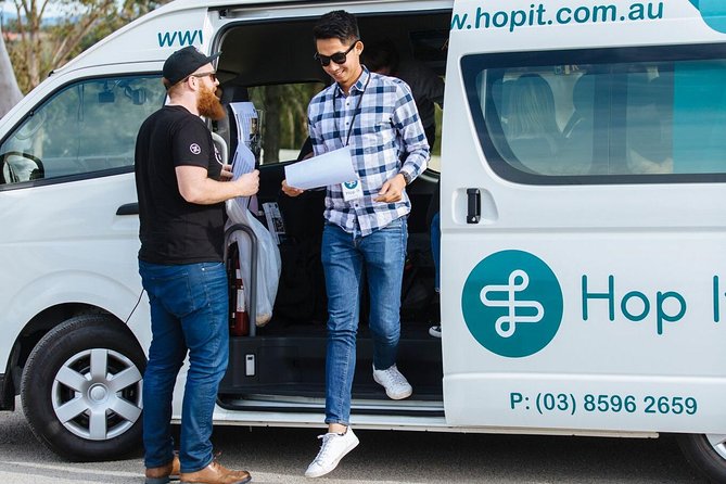 From Melbourne: Hop On Hop Off Yarra Valley - GREEN Route - Driver help, tasting bookings, and staying on schedule