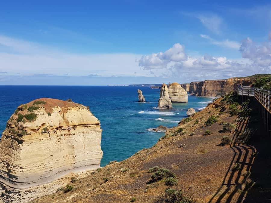From Melbourne: Ultimate 2-Day Great Ocean Road Tour - Kennett River wildlife time: koalas and parrots on your schedule