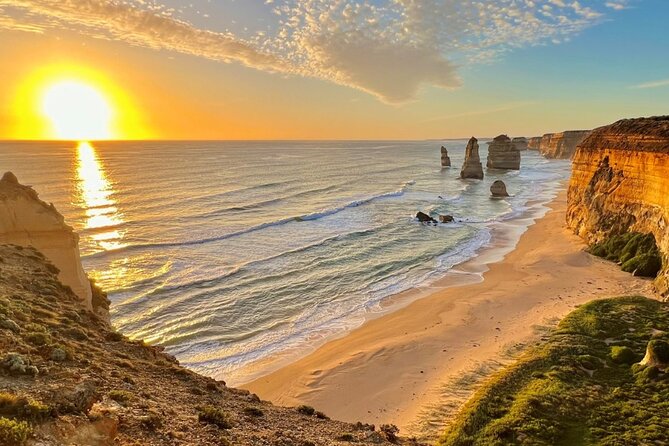 Full-Day Great Ocean Road and 12 Apostles Sunset Tour from Melbourne - Guides, Timing, and Why the Human Part Matters