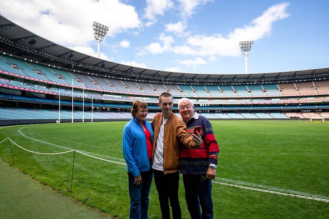 Half-Day Sports Lovers Bus Tour of Melbourne with MCG Tour - How the Small-Group Format Changes the Day