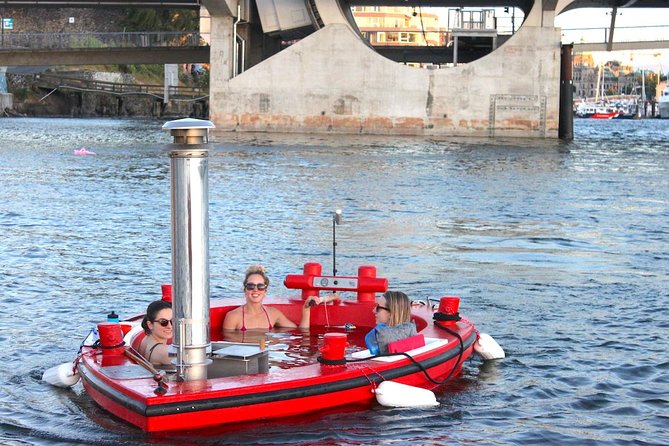 Hot Tub Boat Ride Around Victoria - Key Points to Know Before You Go