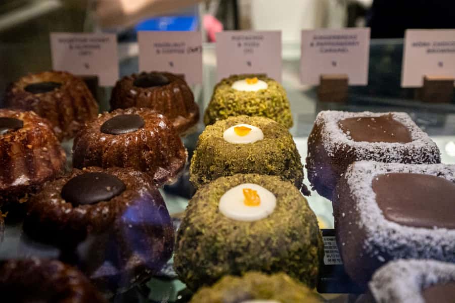 Melbourne: 3-Hour Foodie Discovery Walking Tour - The local drink finish at Whitehart Bar