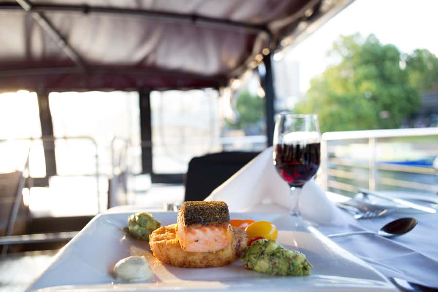 Melbourne: 4-Course Dinner Cruise with Drinks - Who this dinner cruise suits (and who might not love it)