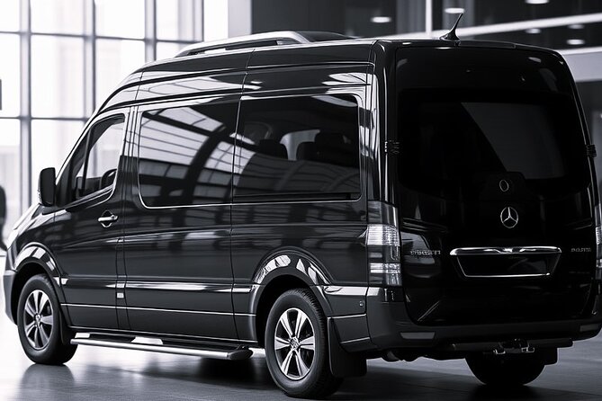 Melbourne Airport to City/CBD Private transfers 4 or more - Why private beats taxi lines at Melbourne Airport