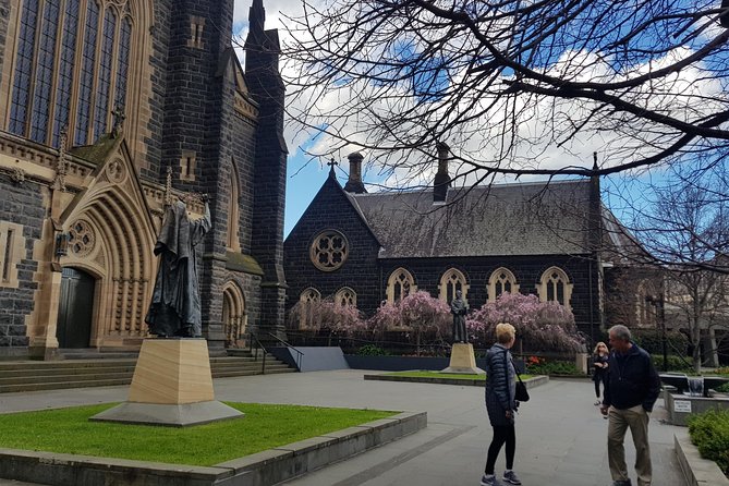 Melbourne Sights & Sounds Private Tour - Shrine of Remembrance and Brighton Beach boxes: two ways to see Melbourne’s scale
