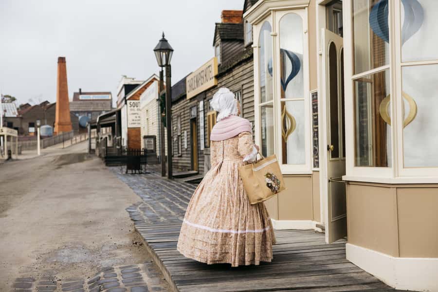 Melbourne: Sovereign Hill 'A Touch of Gold' Ballarat Tour - Gold Panning, Confection Demos, and Why This Isn’t Just a Show