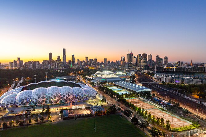 Melbourne Sports Walking Tour - Melbourne & Olympic Parks: putting the 1956 Games on your feet