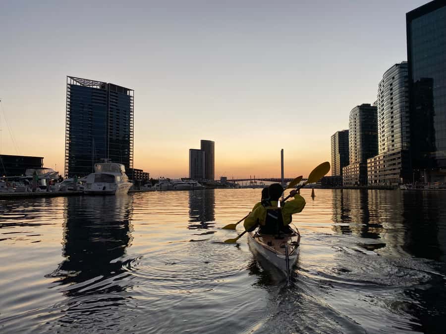 Melbourne: Sunset Kayak Tour with Dinner - What to Wear and Bring: Getting Comfortable in a Seated, Slightly Wet Adventure