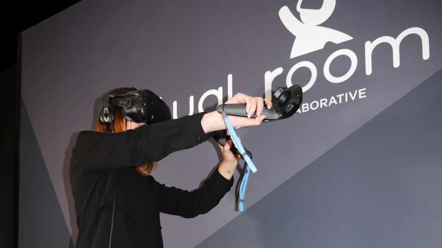 Melbourne: VR Escape Game Adventure 2+ Players - Teamwork that’s real: how 2–4 players actually play together