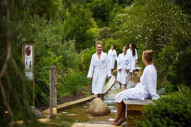 Peninsula Hot Springs Day Trip with Bathing Entry from Melbourne - Guide and driver impact: the day gets better with a good host