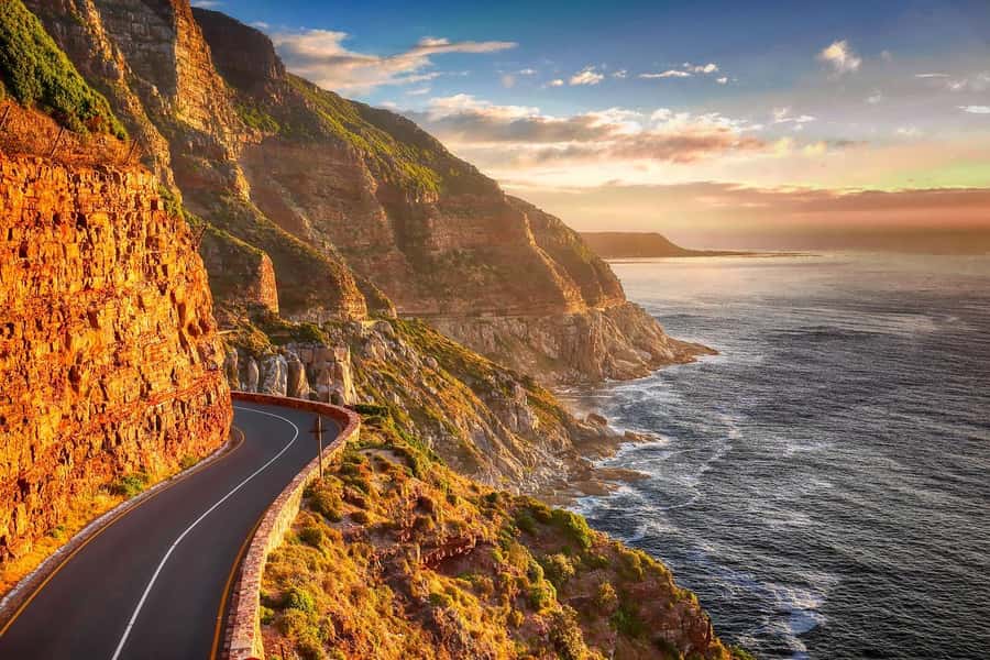 Premium Great Ocean Road Reverse Tour 13Pax Max Hotel PickUP - Port Campbell or Apollo Bay: lunch break plus a coastal reset