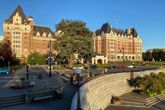 Private Deluxe Tour of Victoria & to Butchart Gardens (5 hrs) - Butchart Gardens: using your 2 hours without feeling rushed