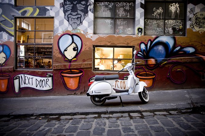 Small-Group Melbourne Sightseeing Tour with Beach Boxes - A 3-hour Melbourne orientation by air-conditioned minivan