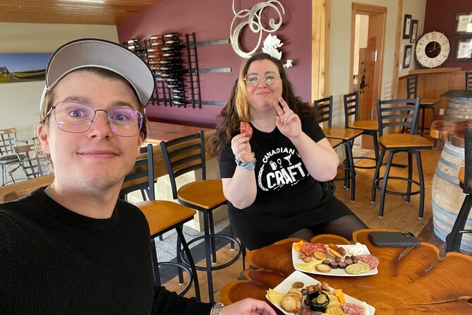 Victoria Wine Tour with Wine Tastings and Charcuterie - How the Discounts Work and How to Buy Without Regret