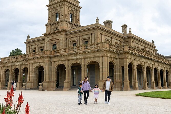 Werribee Zoo & Werribee Mansion Tour - Stop 2: Werribee Open Range Zoo safari ride plus free exploration