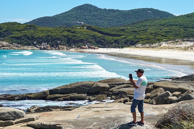 Wilson's Promontory Small Group Eco Tour from Melbourne - Wildlife Stroll at the Former Airfield: Dusk Is the Moment