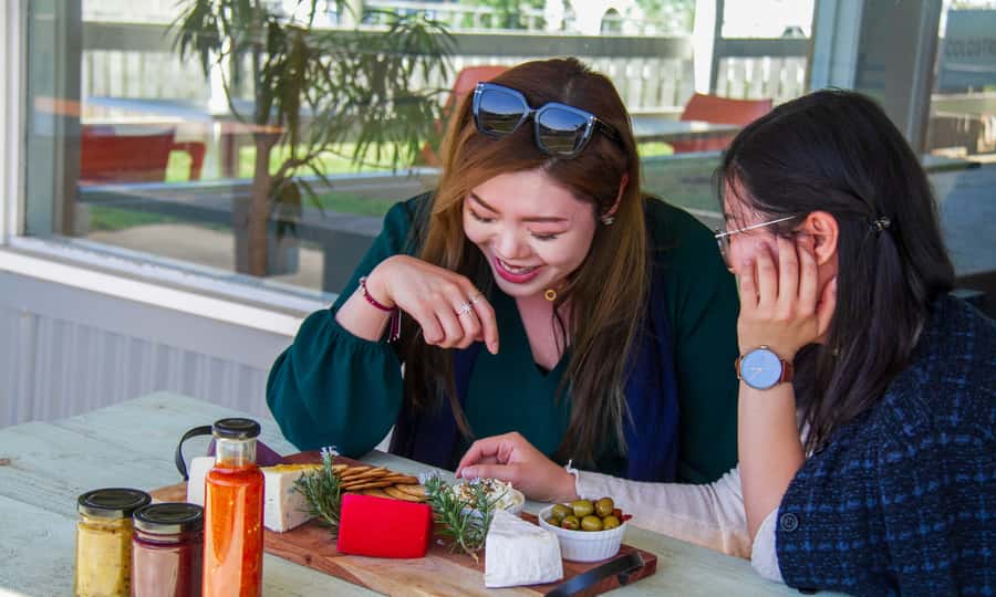 Yarra Valley Full Day Grazing Tour: Gin, Wine, Pizza, Cheese - Yarra Valley Chocolaterie: eight varieties and the best late-day pacing